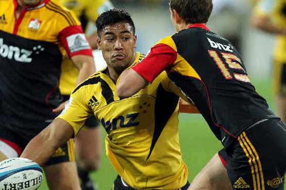 Hurricanes beat Chiefs 28-25 in Super 15