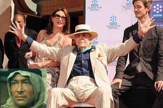 Acting legend Peter OToole announces retirement 