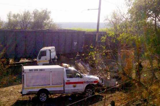 20 killed in South Africa train crash 