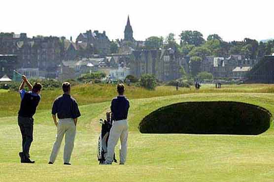 Slow play at British Open irks organizers 