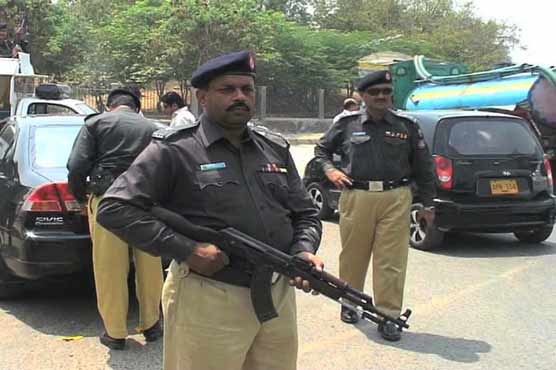 6 dead in Karachi violence, two robbers lynched 