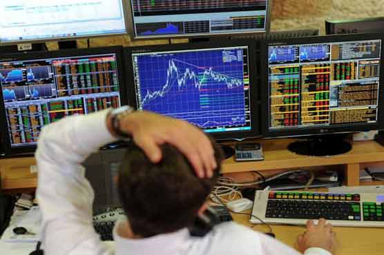 Asian stocks waver as US data keeps sentiment in check