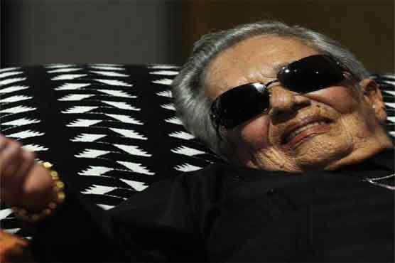 Singer Chavela Vargas leaves Spanish hospital