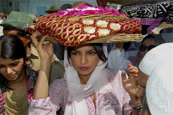 Ajmer Sharif Dargah head objects to visits by film stars 