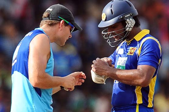 Injured Sangakkara to miss rest of India series