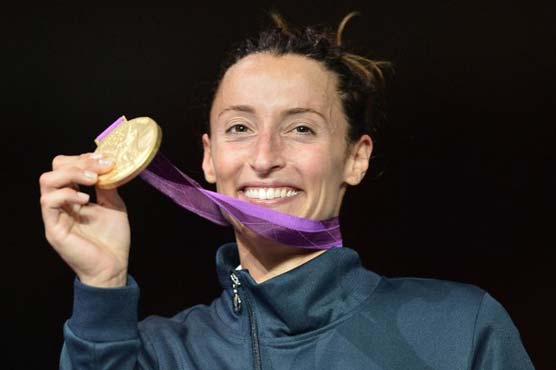 Fencer Di Francesca wins gold in foil