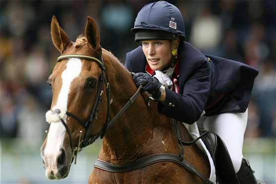 Royal Zara Phillips makes Olympic equestrian debut 