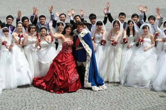 Fairytale wedding for Chinese couples