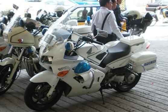 Thief escapes on police bike