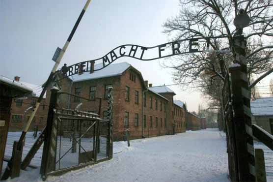 German players visit Nazi death camps