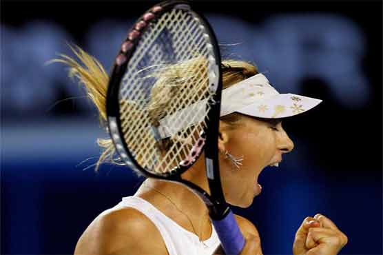 Sharapova books her place in French Open quarter-finals