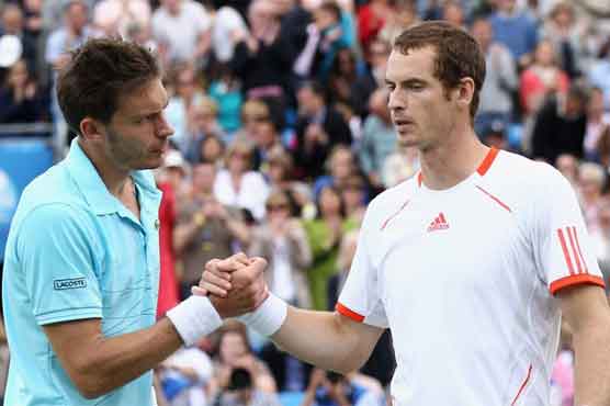 Tennis: Mahut defeats Murray at Queen's champion
