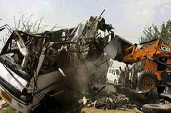 24 killed in India truck accident 