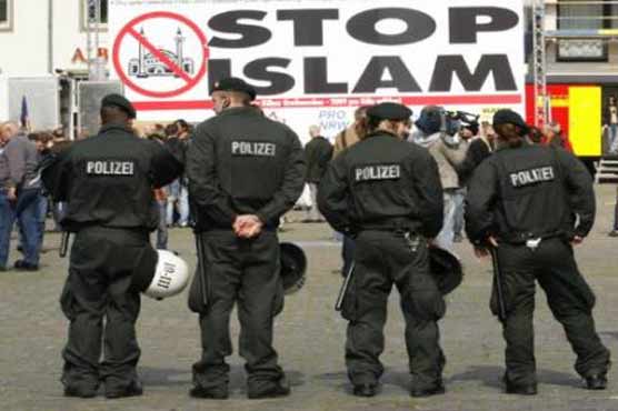 Germany bans Salafist group 