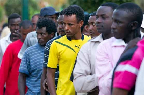 Israel starts deporting African migrants