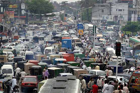 PML-N rally causes traffic jam, panic in Lahore