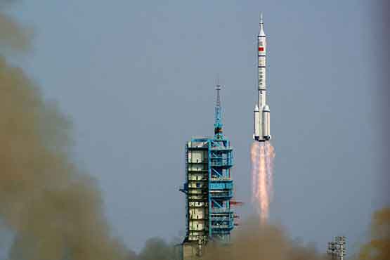 Chinese spacecraft docks with orbiting module