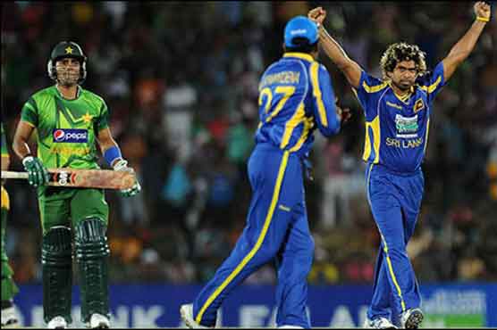Pakistan disarray gives Sri Lanka edge