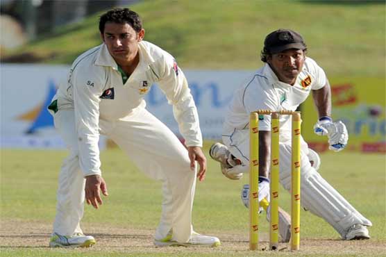 Dilshan, Sangakkara score centuries against Pakistan