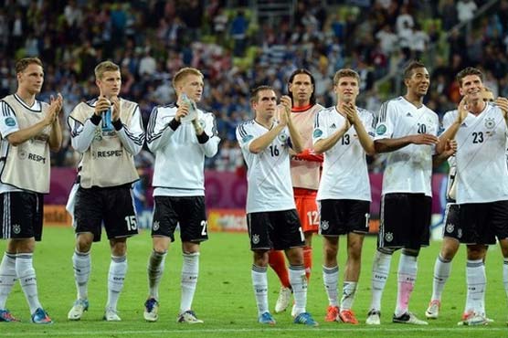 Germany beat Greece 4-2 to reach semifinals