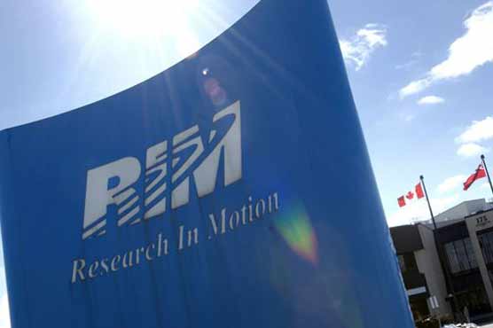 RIM considers splitting business in two: paper