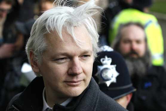 Thousands back Assanges asylum in Ecuador 