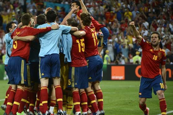 Spain beat Portugal on penalties, reach Euro 2012 final