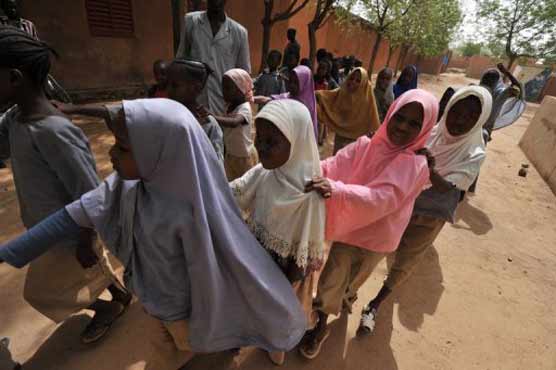 Aid group looks for malnourished kids in Niger crisis 