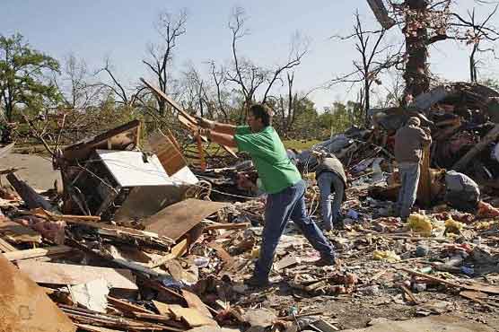 Death toll at 15 after US storms sweep Midwest