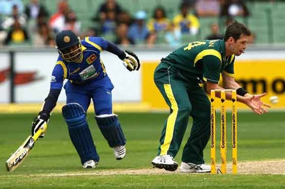 SL set 239-runs target against Australia