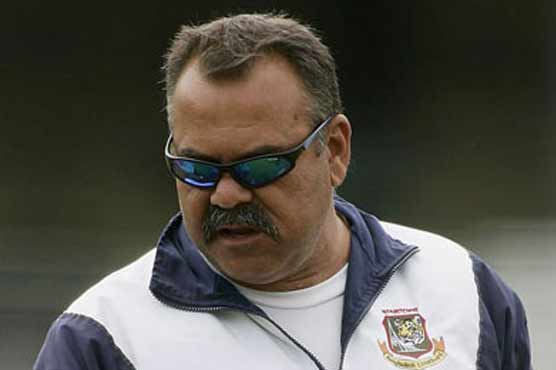 Whatmore to take over as Pakistan coach