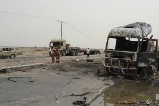Suicide blast hits Yemens elite military camp