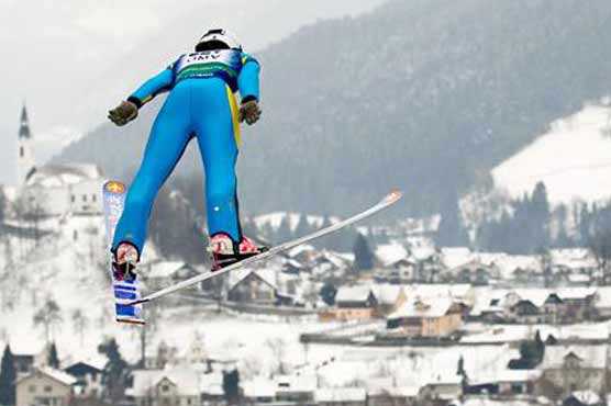 Hendrickson wins first women's ski jumping title