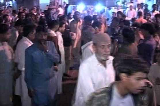 Karachi: Four injured in explosion, cracker attack