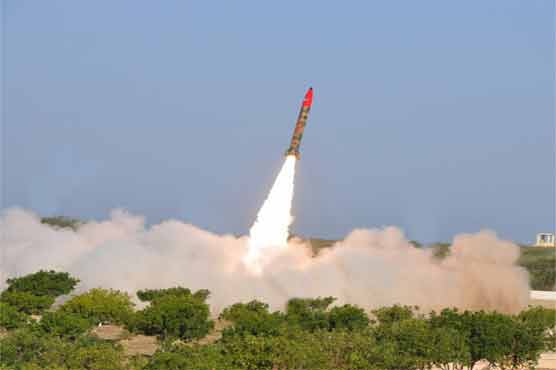 Pakistan test fires N-capable missile