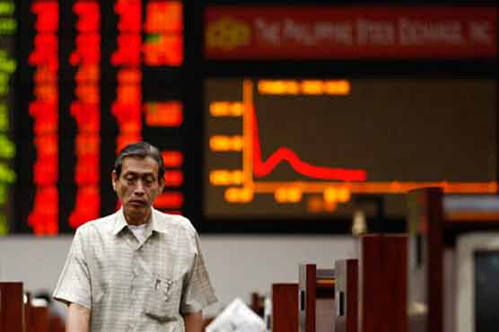 Asian stocks dip as China predicts slow economic growth