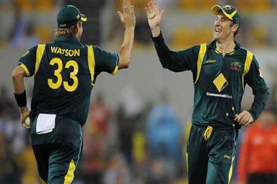 Australia looks to close out tri-series finals