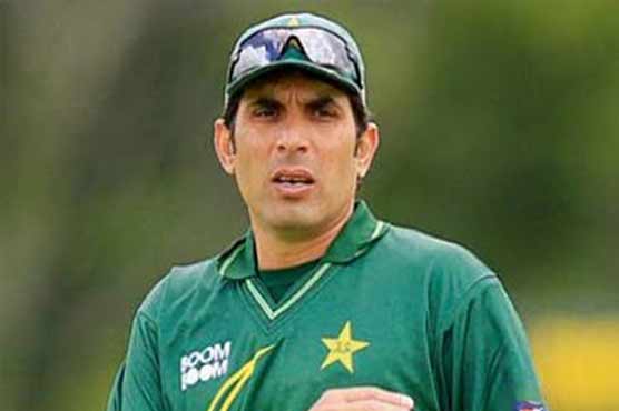 Misbah cautious against Australia-hit teams