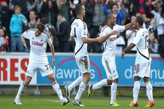 Swansea upset Man City 1-0 in Premier League