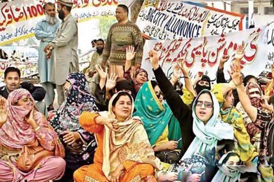 Vocational teachers protest for demands