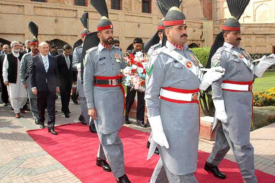 Istanbuls mayor visits historical places of Lahore