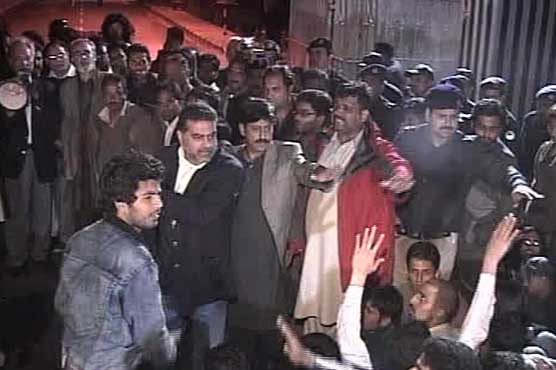 Lahore: UET wall collapse kills student