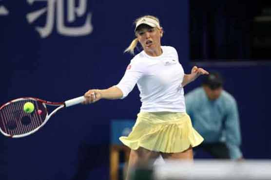 Wozniacki advances to Wells third round