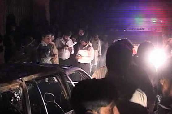 Multan: Man burnt alive as car catches fire