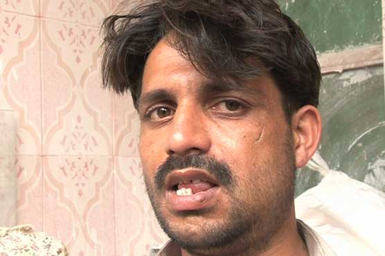 Police official breaks jaw of plumber for demanding labour