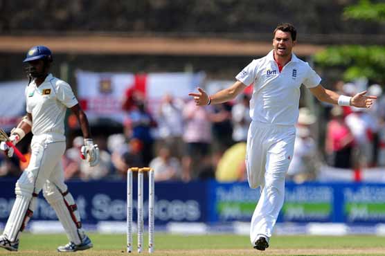 Anderson and Stuart rip through Lankan top-order
