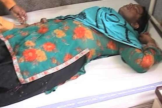 Husband throws acid on wife in Multan