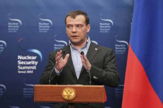 Use your head, Medvedev tells Romney