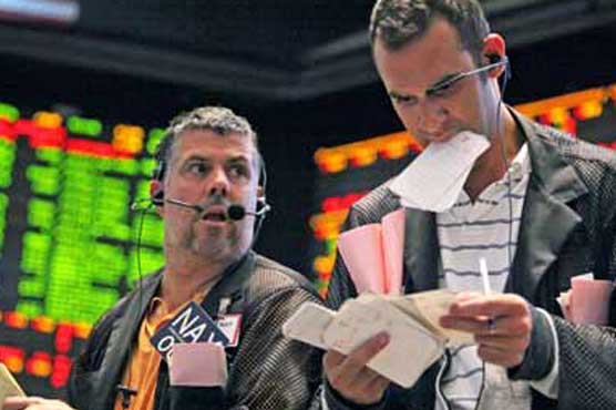 World stocks fall after US confidence weakens