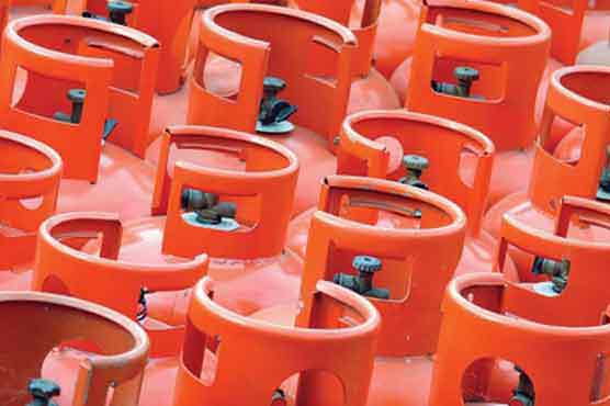 LPG price to drop by Rs 22/kg